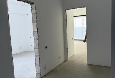 Vând apartament spațios cu 3 camere, situat în stațiunea Mamaia - 5