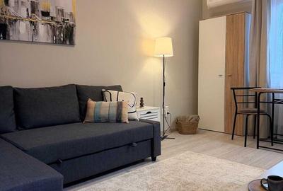 Garsonieră decomandată, mobilată în Unirii