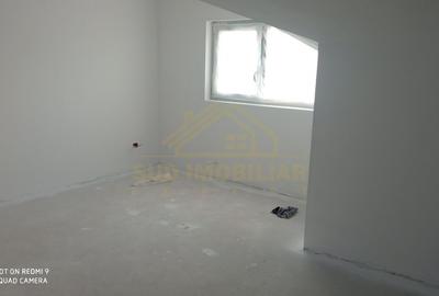 Duplex 7 camere -curte 150mp finalizata Leordeni - 13