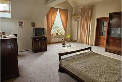 Vila individuala   D+P+1+M   Cambridge School - 18