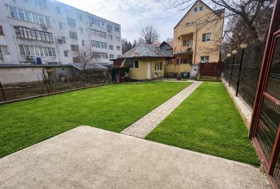 Clădire profesională ~600 mp – structură pe cadre – terasă – curte 250 mp acces - 2