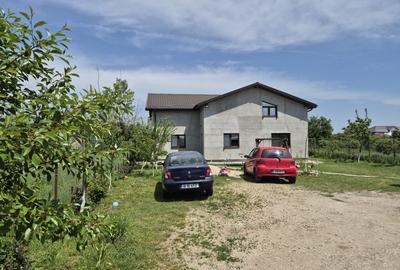 Mihailesti, vanzare vila P+M, 258mp, teren 912mp. - 4