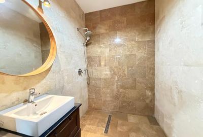 Vila de inchiriat Gherghitei | 7-8 camere | curte mare | acces rapid A3 - 12