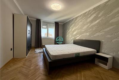 Apartament cu 2 camere decomandat, mobilat în Central