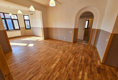 2 Vile Interbelice | Zonă Centrală | Renovate Integral 2024 - 19