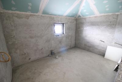 Vila D+P+M  Sat Costi ( Floricultura) cu bransamente la utilitati - 15