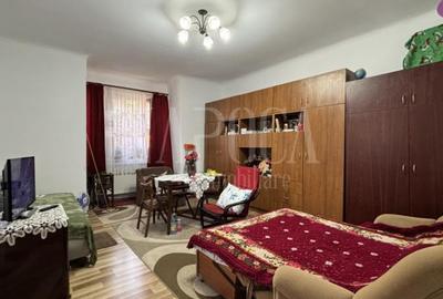 Casă cu 4 camere în Grigorescu