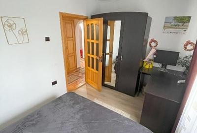 Apartament 3 camere,decomandat,ultimul etaj, zona Primaverii_Capat 1 - 3
