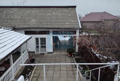 Casa cu mansarda, 7 camere, anexe, Sanmartin - 2