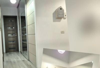 Km 4, apartament 3 camere decomandat, bloc nou, mobilat si utilat modern - 4