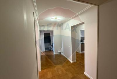 Apartament cu 4 camere de închiriat Constanta- în zona Tomis II - 2