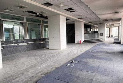 De vanzare CLADIRE CORPORATE – FOST SEDIU BANCAR - BRASOV - 17