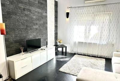Apartament cu 2 camere semidecomandat, mobilat în Parcul Carol