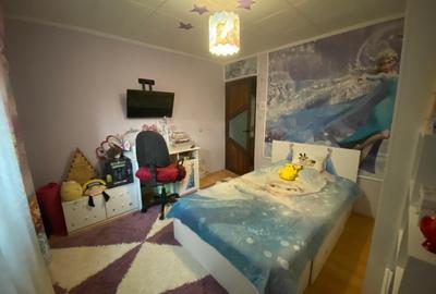 Apartament decomandat 3 camere | Etaj 3 | Complet mobilat și utilat - 1 MAI - 4
