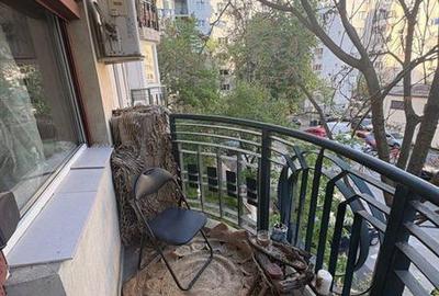 Garsoniera, Piata Unirii - 4