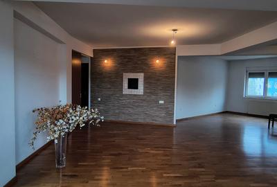 Clădire ideală clinică medicală / birouri / sediu firmă - 1