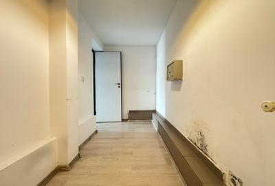 De inchiriat - Spatiu comercial stradal vis-a-vis de TVR - 20mp - 10