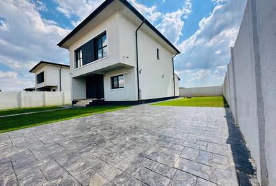Casă individuală cu 4 camere în Berceni