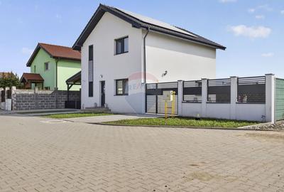 Casă la cheie cu teren 544 mp de vanzare in zona 6 Vanatori,Arad - 1