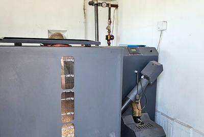 Complex imobiliar, hala, birouri si apartament, teren 1896 mp, Piatra Neamt - 7