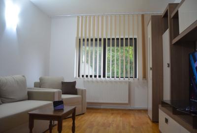 Predeal-Apartament cu trei camere,mobilat si utilat - 1