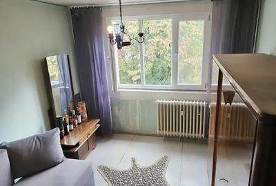 Apartament 2 camere decomandat zona Titan, Metrou 1 Decembrie - 1