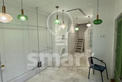 Casă în centrul istoric cu spațiu comercial și parcare proprie Zona 0 - 9