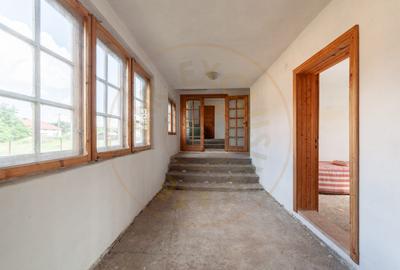 Casa cu panorama spectaculoasa si teren 1.093 mp - Domnesti, Arges - 5