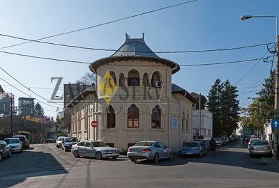 Clădire cu Arhitectură Deosebită de Vânzare în Centrul Ploieștiului D+P+M - 2