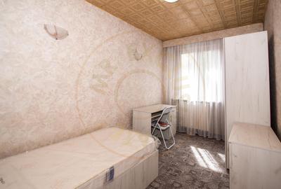 Inchiriere - Apartament 3 camere - Zona Centrala - 2