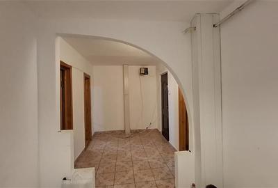 Apartament 2 camere , et 2, Ct, liber, Gara -Lic. Economic - 10