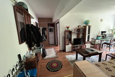 Apartament cu 2 camere, 42 mp, balcon, strada Edgar Quinet - 2