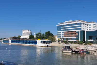 Restaurant functional de inchiriat pe faleza Tulcea