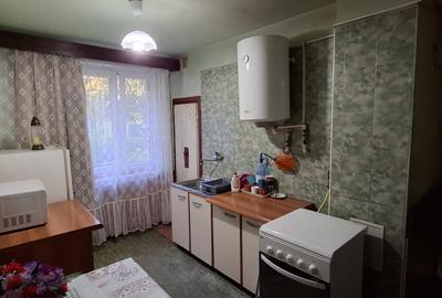 Apartament cu 2 camere semidecomandat în Piața Armatei