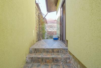 COMISION 0%! CASA SINGURA IN CURTE RENOVATA |STRADA MIRASLAU GRIVITEI - 35