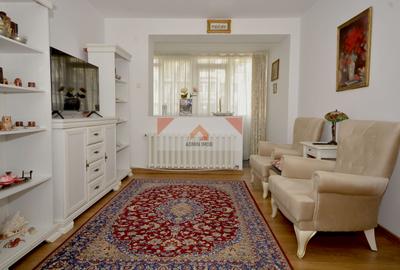 Apartament cu 2 camere semidecomandat, mobilat în Drumul Taberei