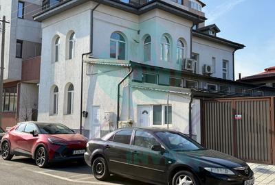 Casa situata in zona Vasile Lascar, Mihai Eminescu, Bd. Dacia - 1