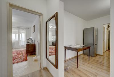 Apartament 3 camere decomandat, Titan, 1 Decembrie - 8
