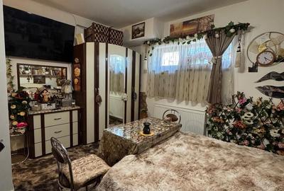 Garoniera Rahova-Salaj Bloc Nou N2 - 1