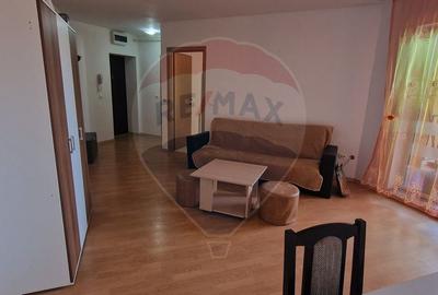 Apartament cu 2 camere, str. Stefan cel Mare, bloc ADAMA - 1