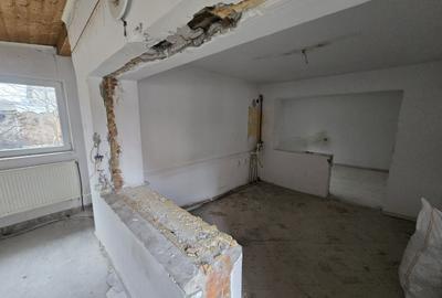 Teren 514 mp cu autorizație construcție P+1 Damaroaia Sector 1 - 9