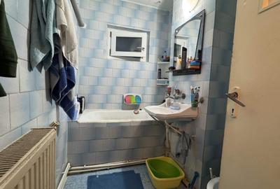 2 cam, etaj 1, 51 mp, fara imbunatatiri, Aleea Rozelor - 8