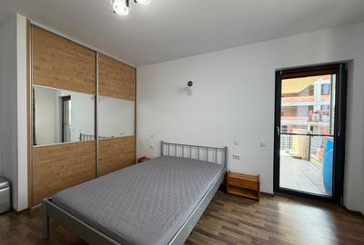 Apartament cu 2 camere semidecomandat, mobilat în Florești