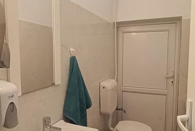 Spatiu de birou la casa cu parcari - 6