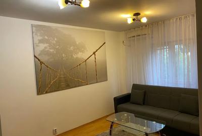 Apartament cu 4 camere decomandat, mobilat în Aviației