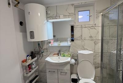 Casa demolabila  și teren 800mp cu toate utilitățile deschidere 26,5mp - 3