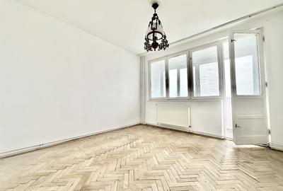 Apartament cu 2 camere decomandat în Dâmbovița