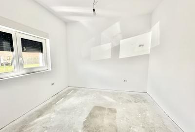 Duplex 4 camere | despartit prin casa scarii | intimitate reala | Mosnita - 12