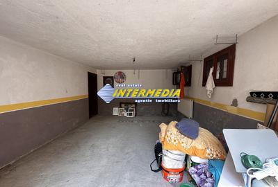 Vanzare Casa D+P+2E+Pod cu 10 camere, garaj si curte în zona Cetate, Alba Iulia - 12