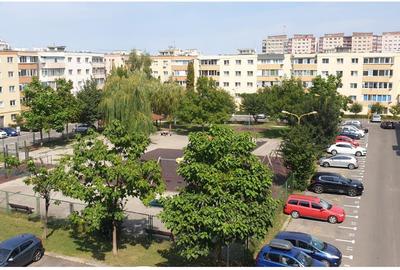 Apartament spatios 4 camere recent renovat Astra - 1